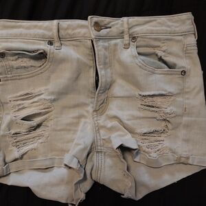 American Eagle Size 6Distressed Light Denim Women Shorts